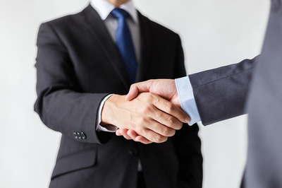 预收保证金模式 为何能有效缓解代理商的回款压力？